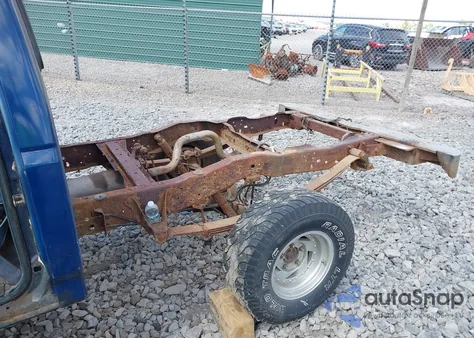 1993 Ford F150 z USA, uszkodzony, nr VIN 2FTEF14N1PCA13827